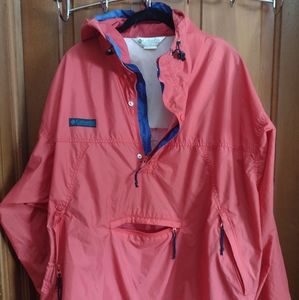 Columbia wind breaker